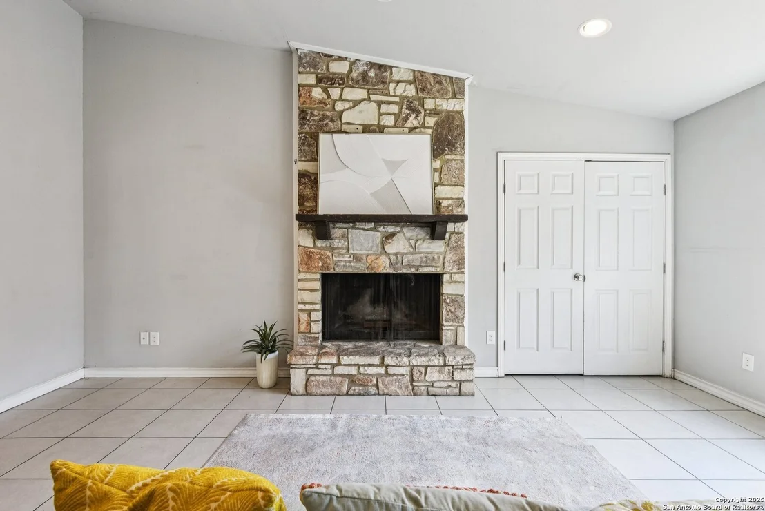Photo of 238 Guilford FRG