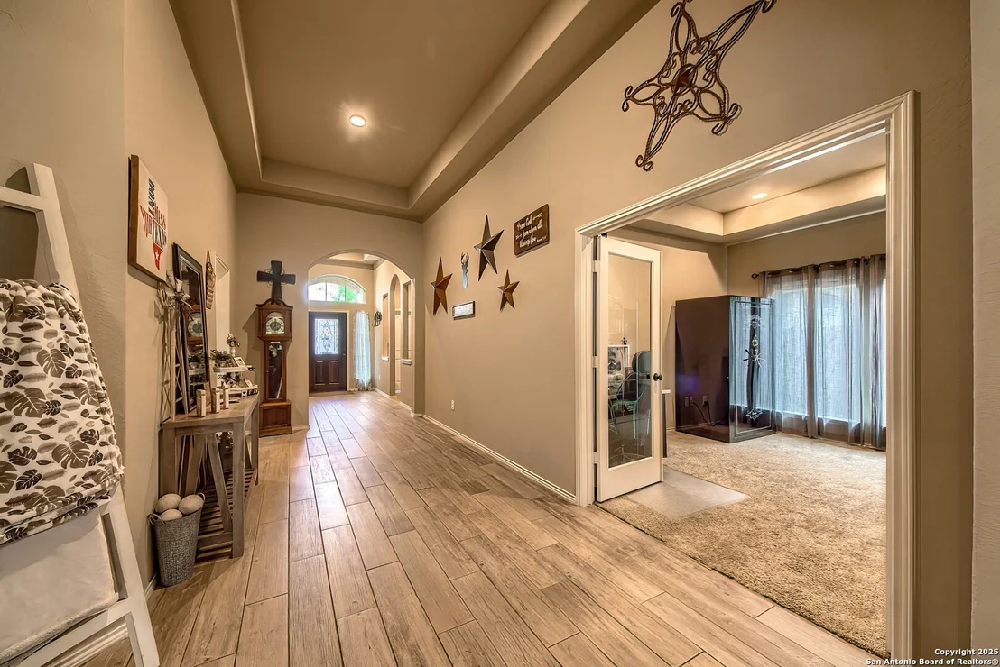 Photo of 2097 Range Rd