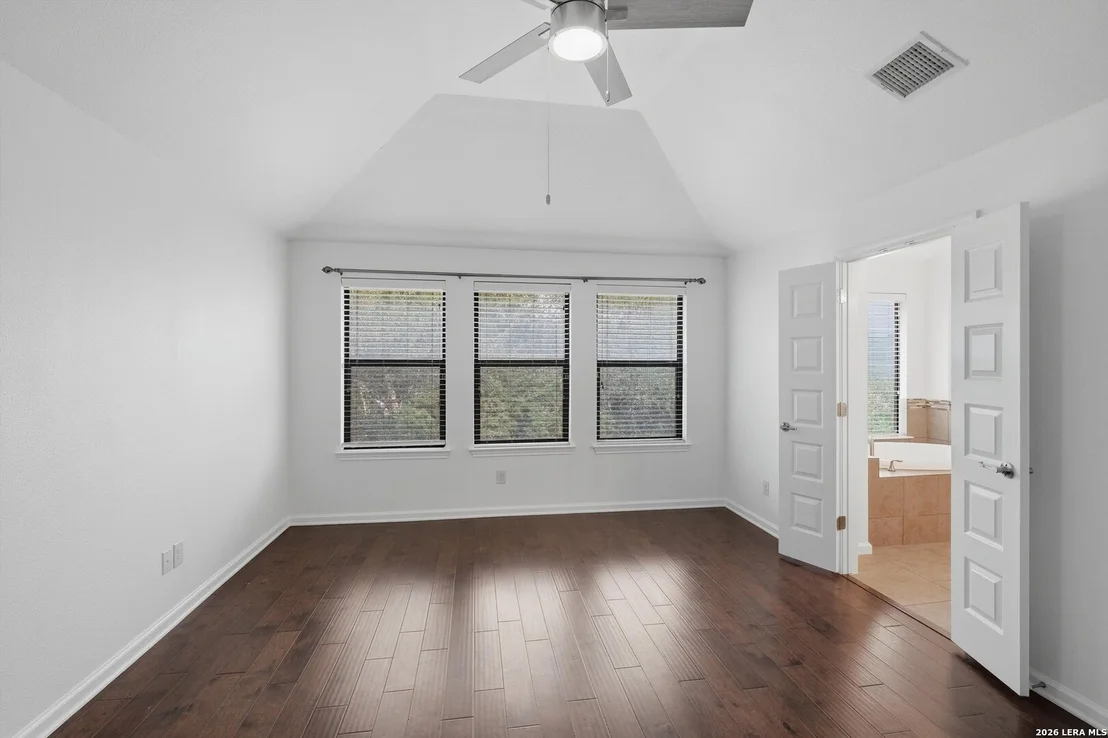 Photo of 13826 Oakview Cove