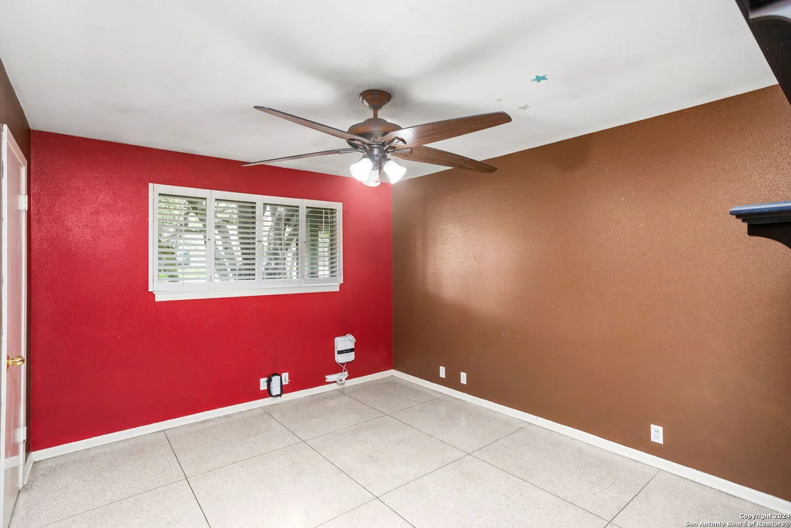 Photo of 239 Donella Dr