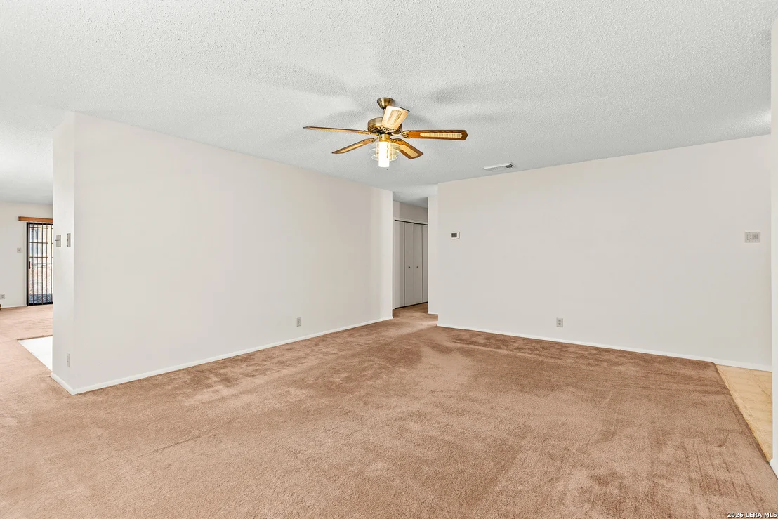Photo of 7623 Cascade Oak