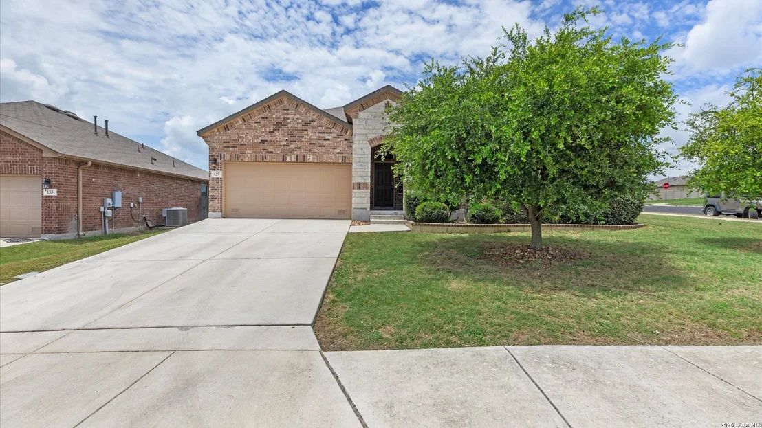 Photo of 137 White Rock