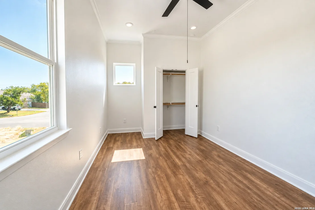 Photo of 5164 Comanche Dr