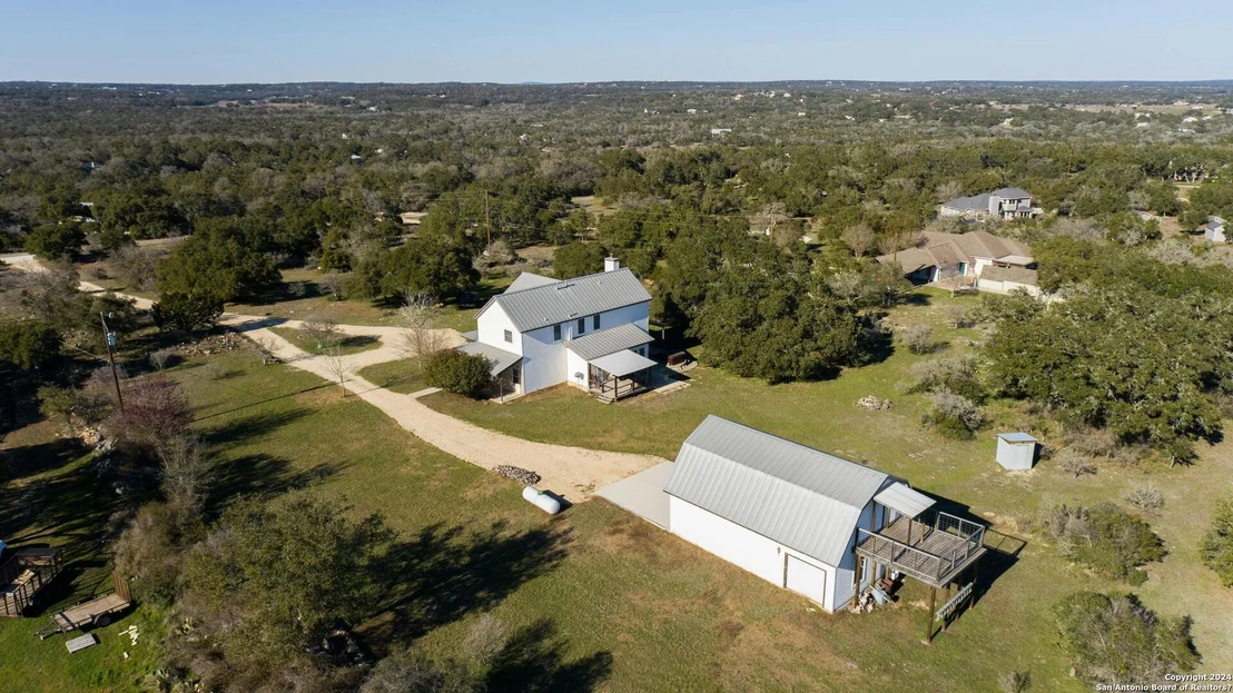 Photo of 1061 Cascade Trail