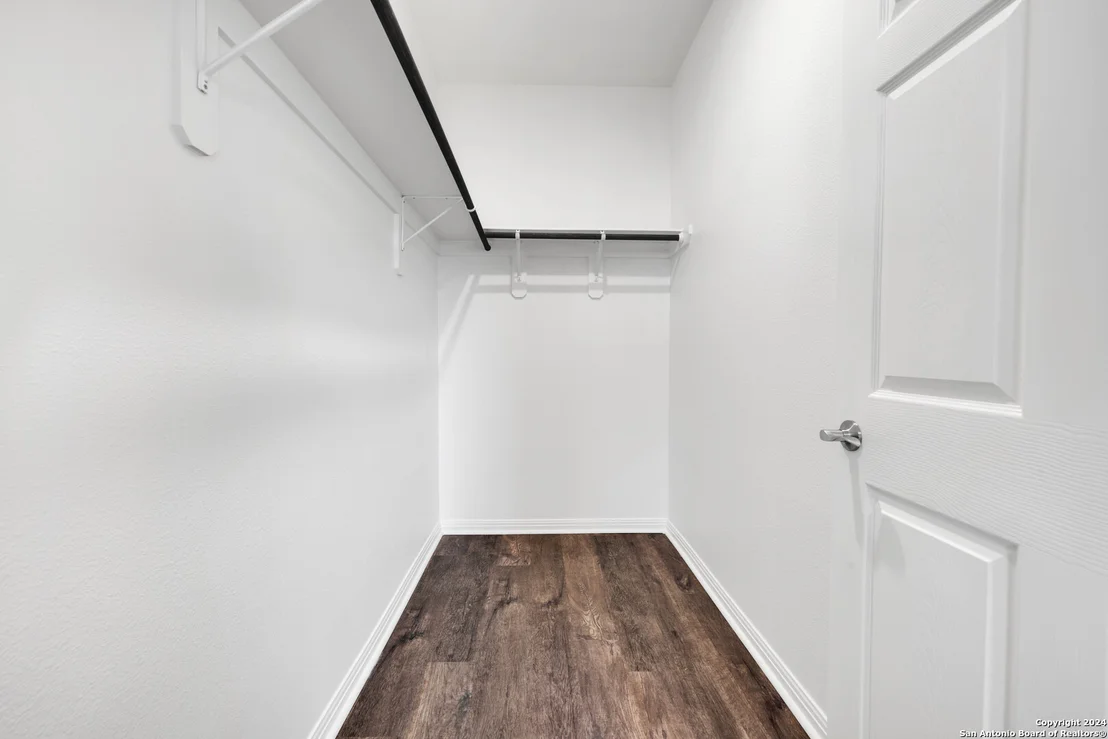 Photo of 519 PRECIOUS DR