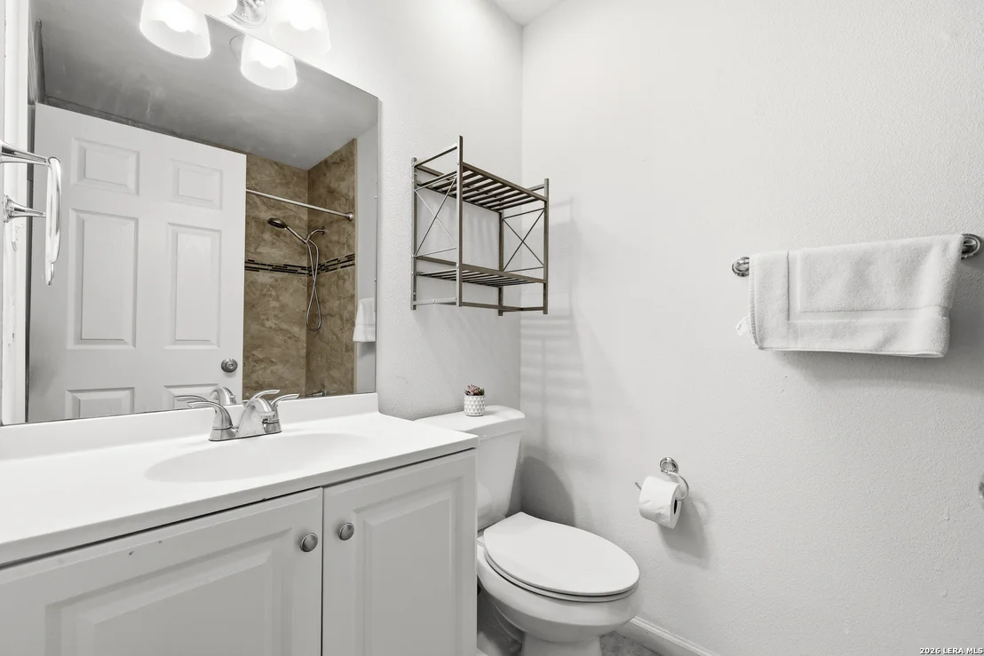 Photo of 6707 Pear Tree