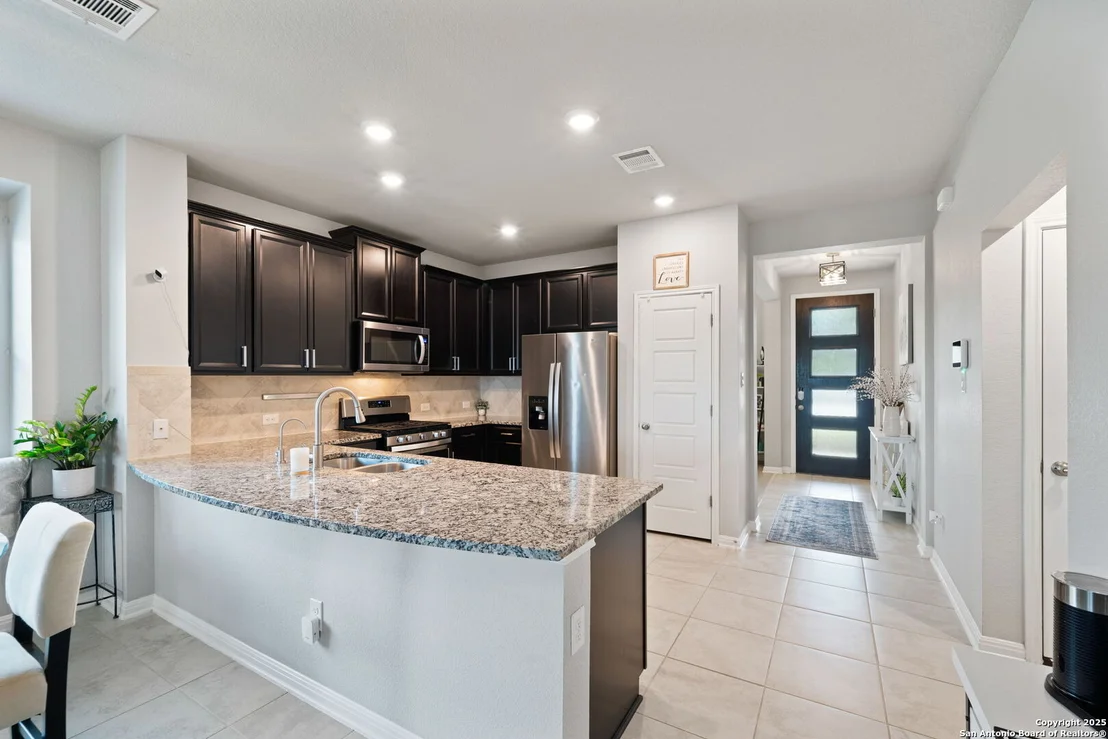 Photo of 13342 Badlands Bend