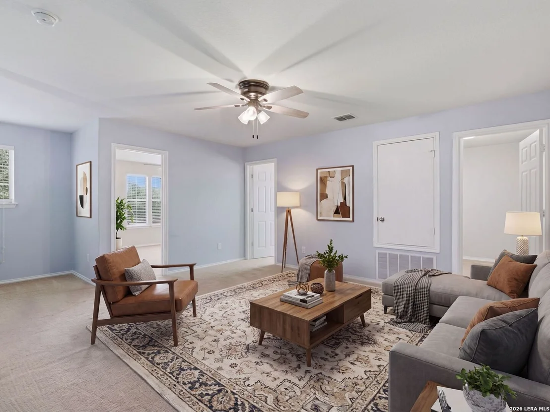 Photo of 414 WALNUT CRST