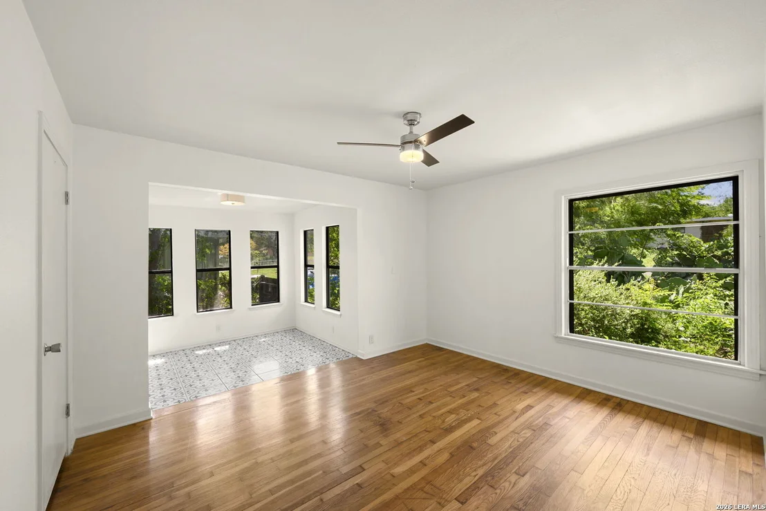 Photo of 503 Olney Dr