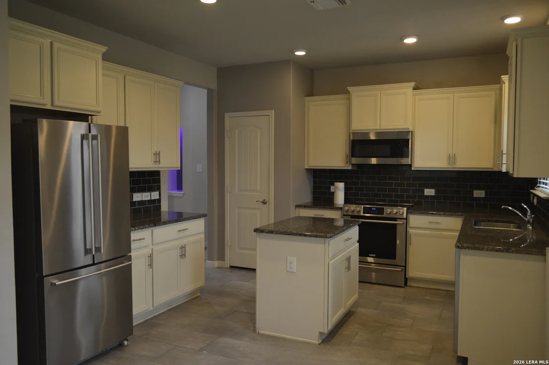 Photo of 952 Cypress