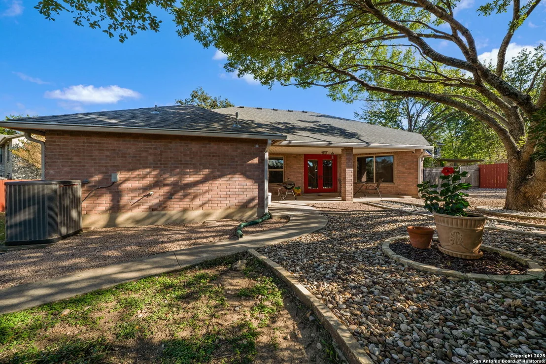 Photo of 1902 Indian Meadows Dr