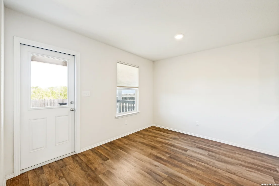 Photo of 6007 BLUESTEM WAY