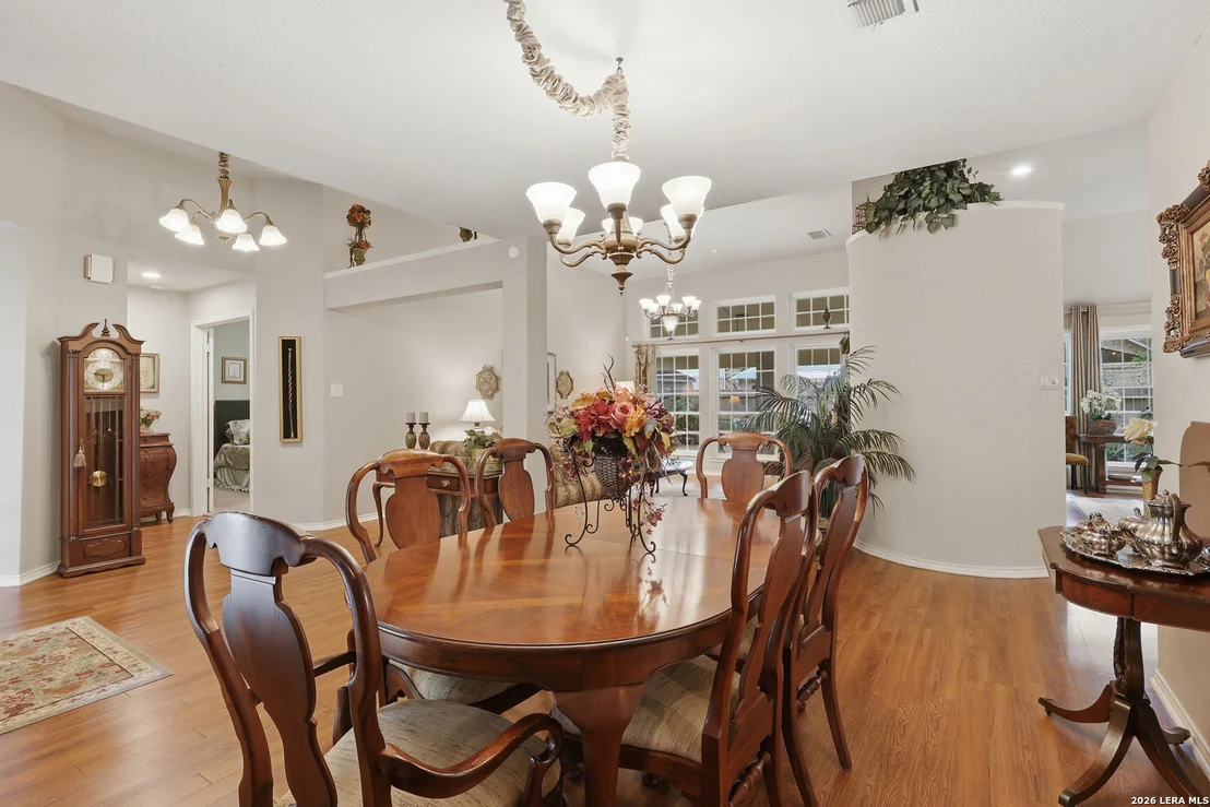 Photo of 2307 Oakline