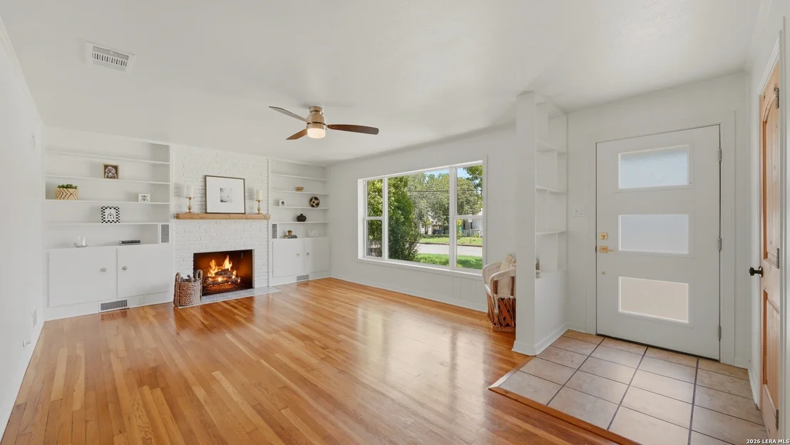 Photo of 596 WILLOW AVE