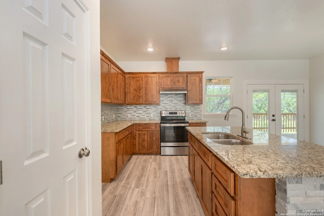 Photo of 423 County Road 2471