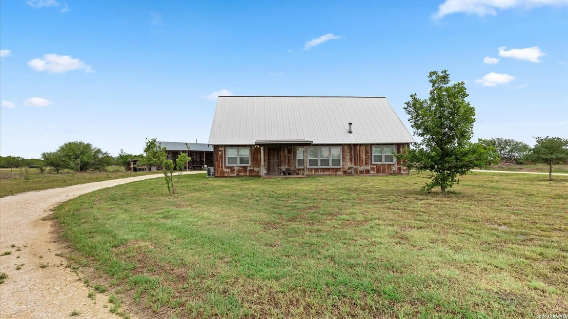 Photo of 707 CREEK RD
