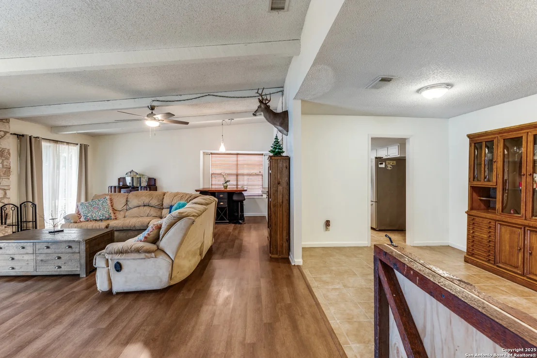 Photo of 4913 Crestwood