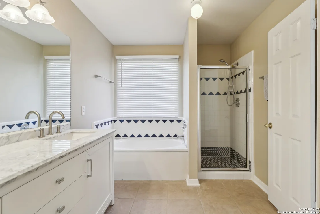 Photo of 1117 Rivertree Dr.