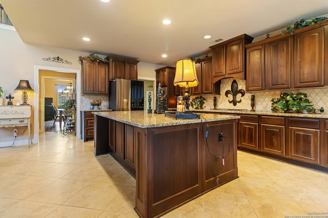 Photo of 8905 Soaring Oak