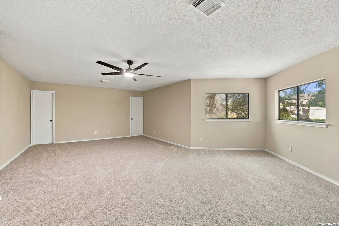 Photo of 281 SAMANTHA DR