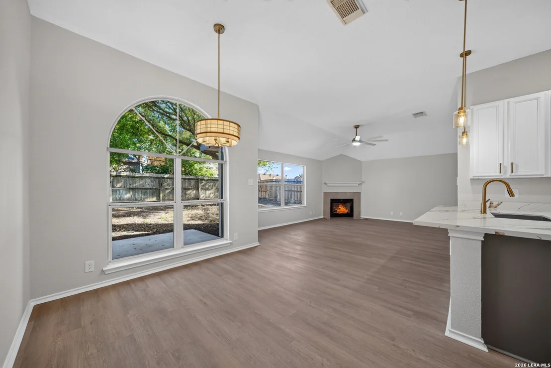 Photo of 1017 SUMMER HAVEN LN