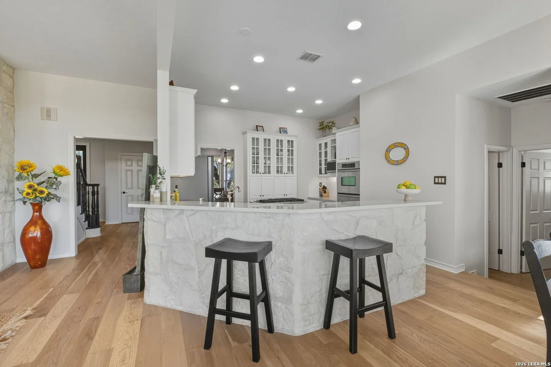 Photo of 103 HIGH SIERRA DR