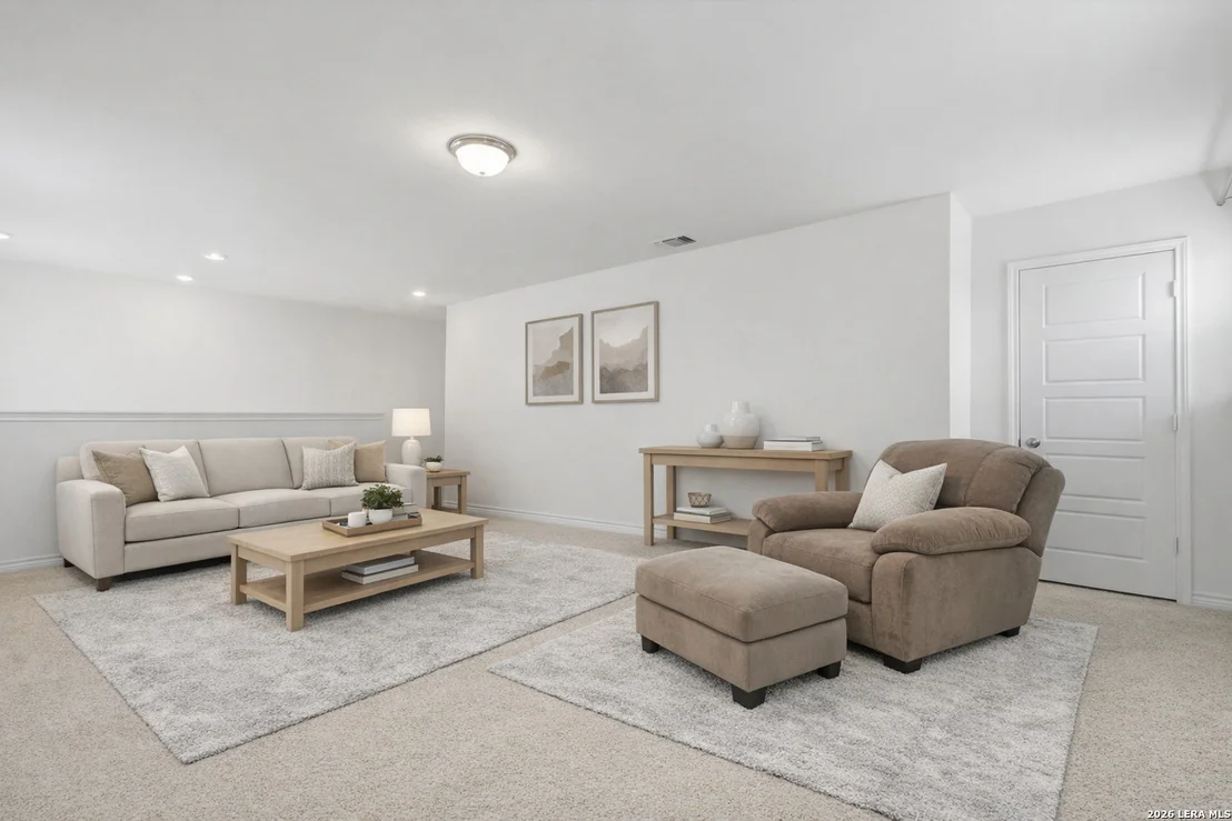 Photo of 318 COLONIAL BLF