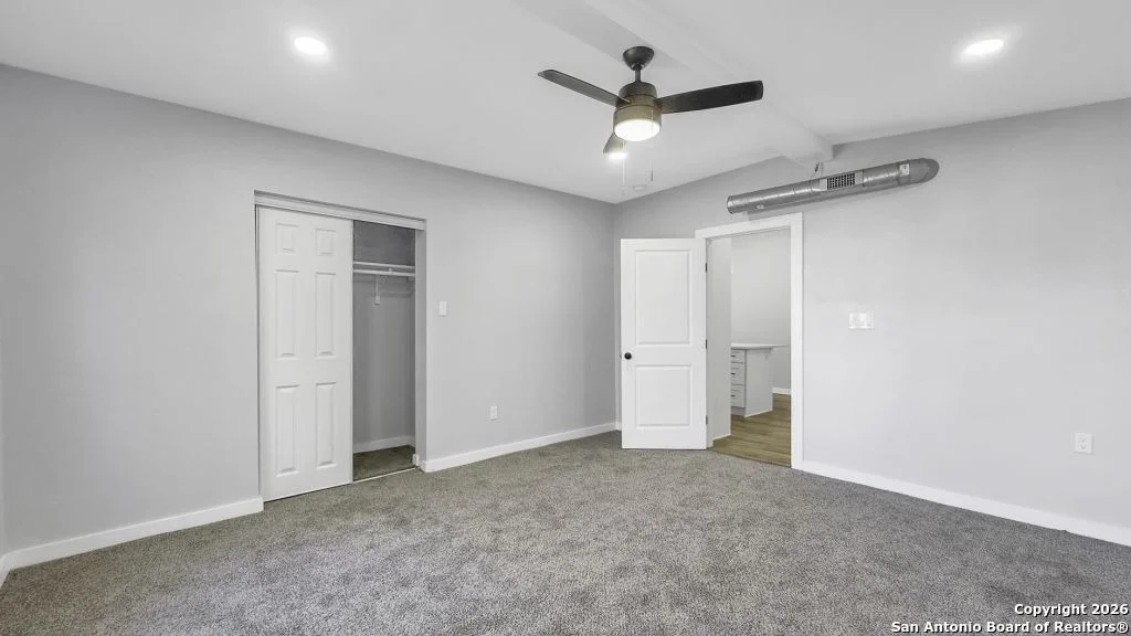 Photo of 219 Saint James
