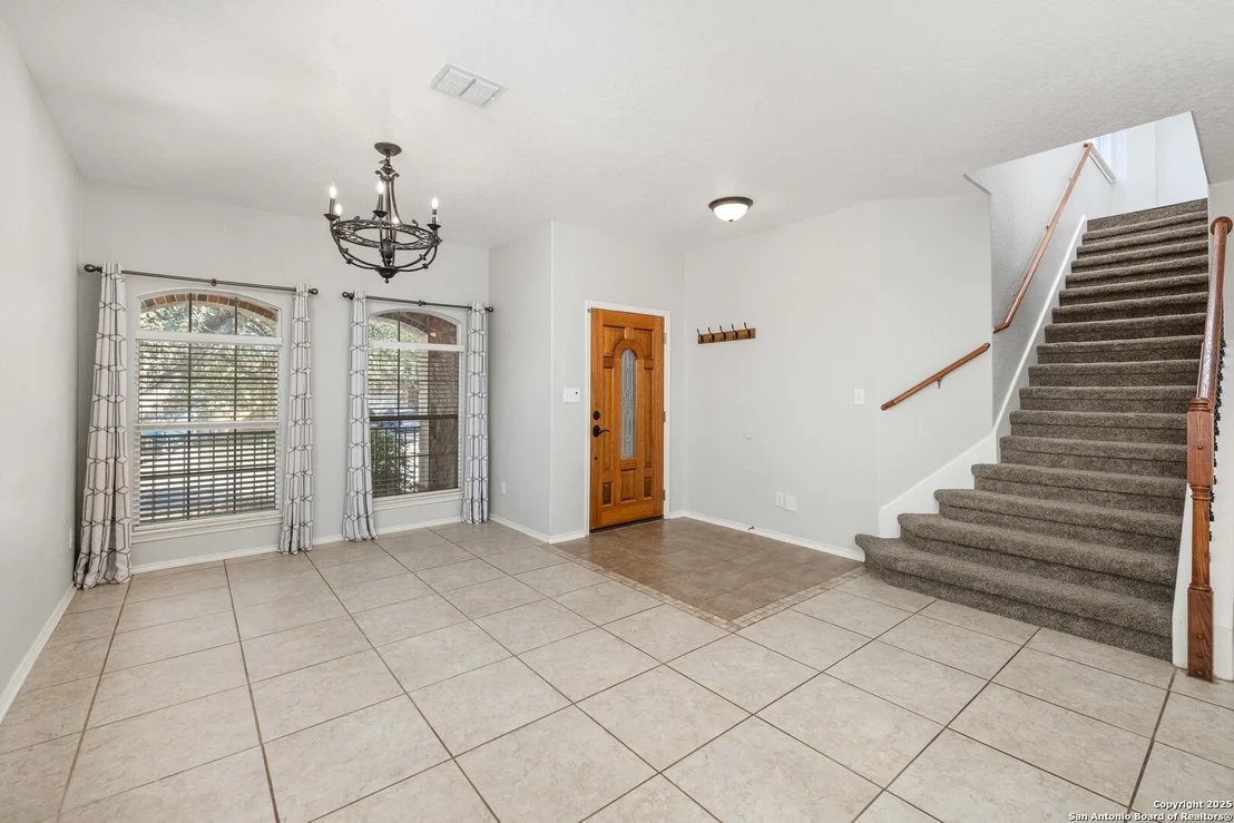 Photo of 1158 Kite Corner
