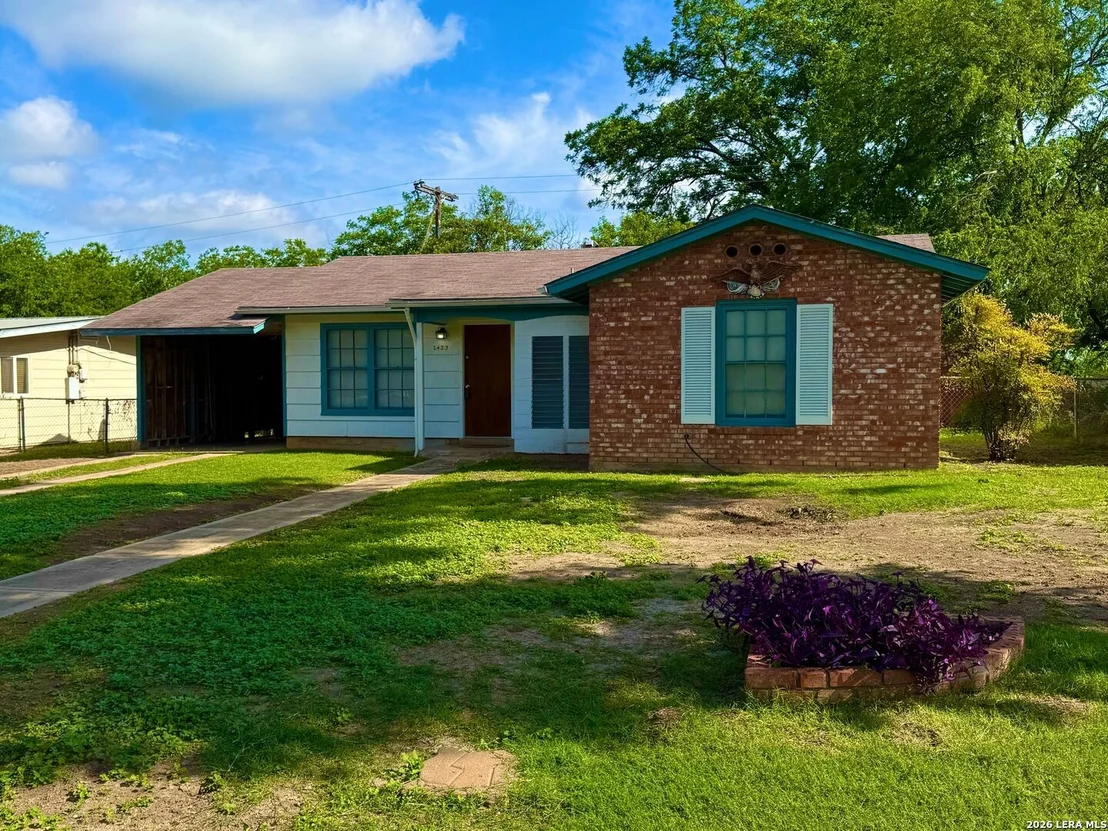 Photo of 2423 Spicewood