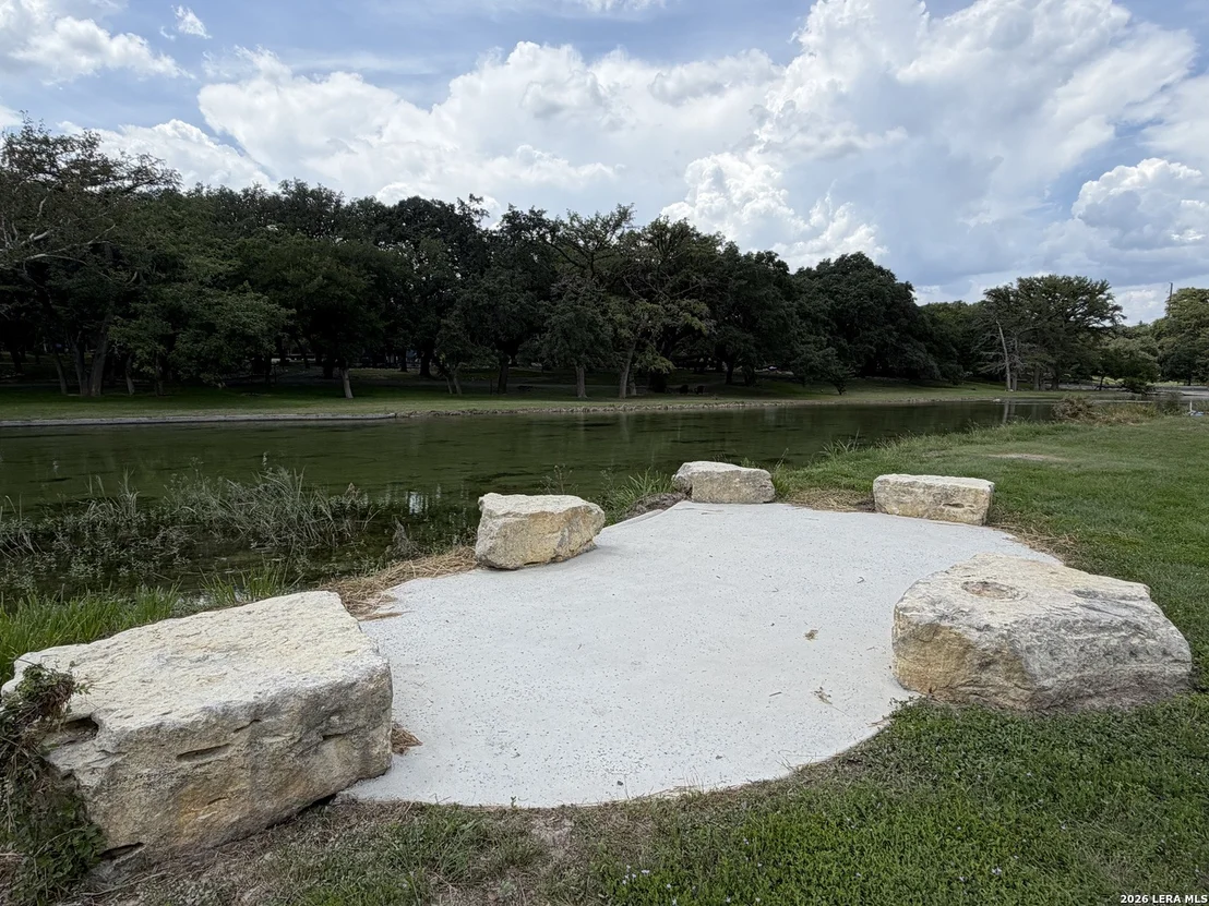 Photo of 174 RIVER HAVEN RD