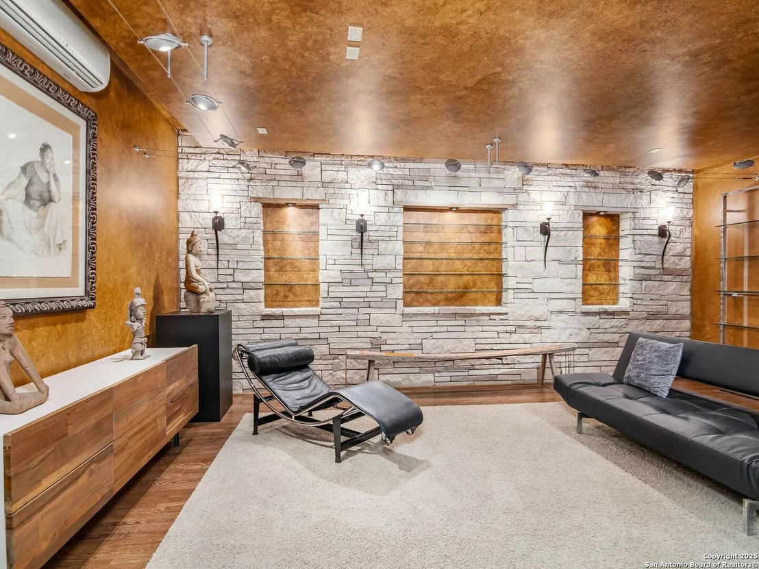 Photo of 31146 Panther Drive