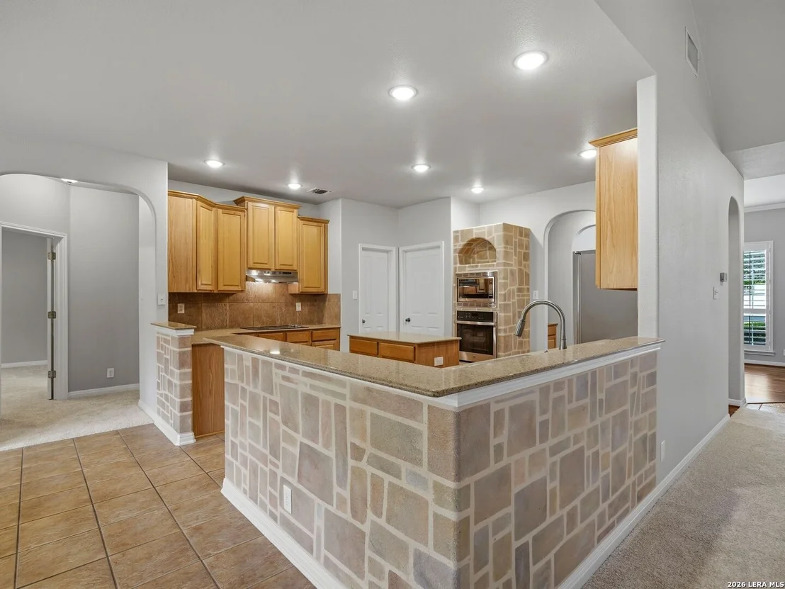 Photo of 9406 Potters Point