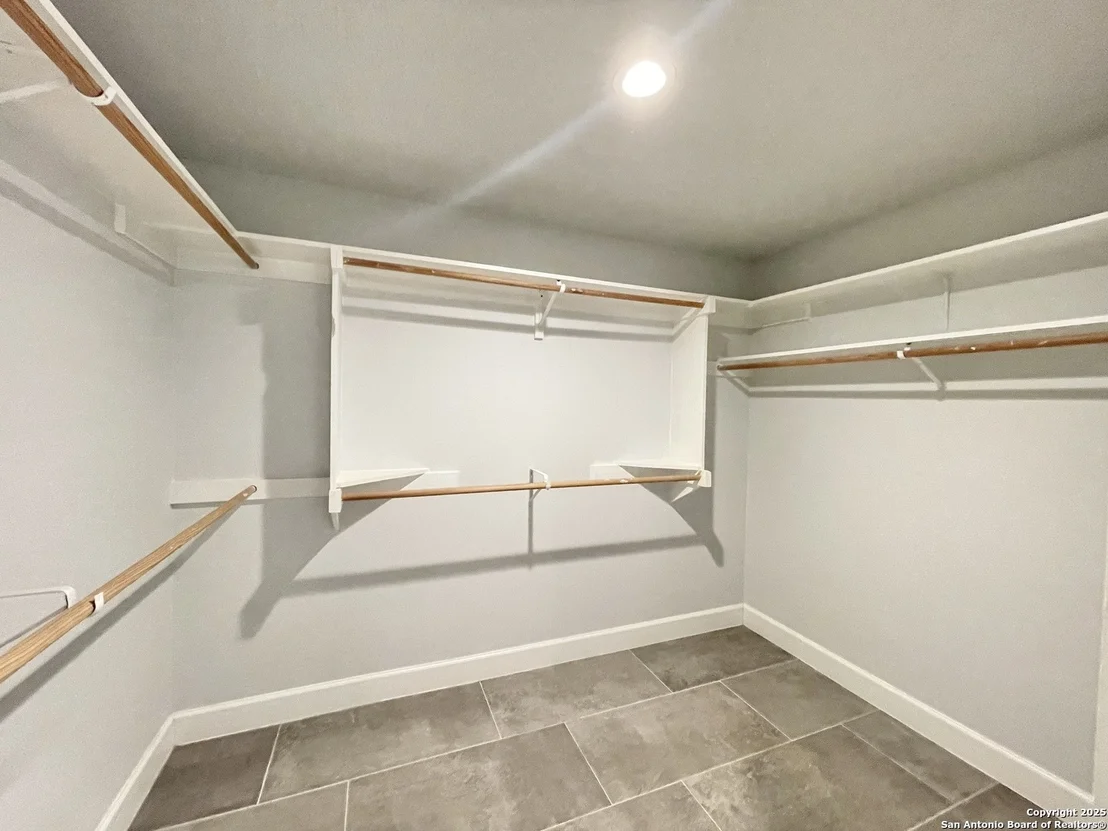 Photo of 107 WEESE LN
