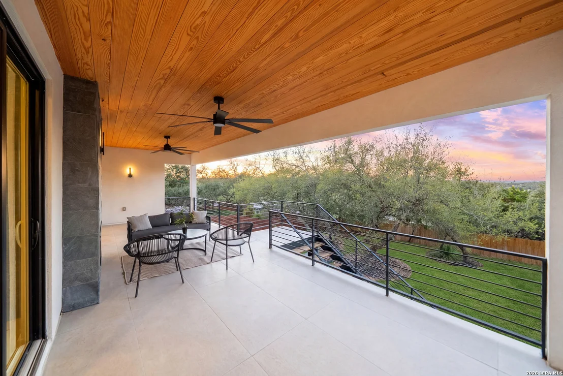 Photo of 707 Lone Cir