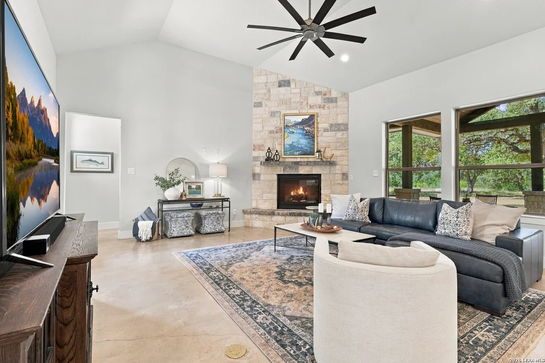 Photo of 31131 WINDMILL LN
