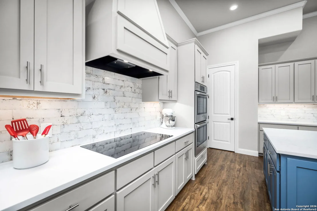 Photo of 1190 Sapling Spring