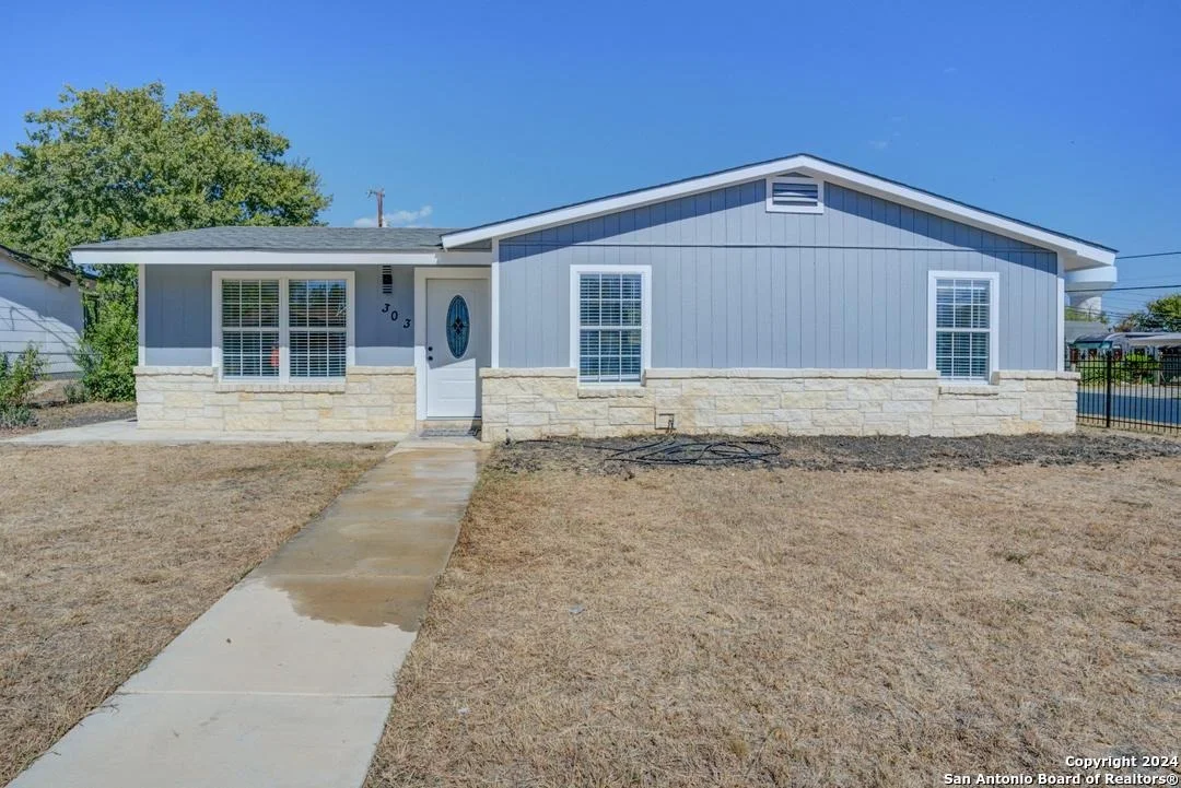 Photo of 303 DEMYA DR