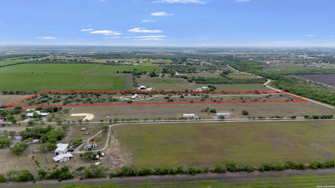 Photo of 707 CREEK RD