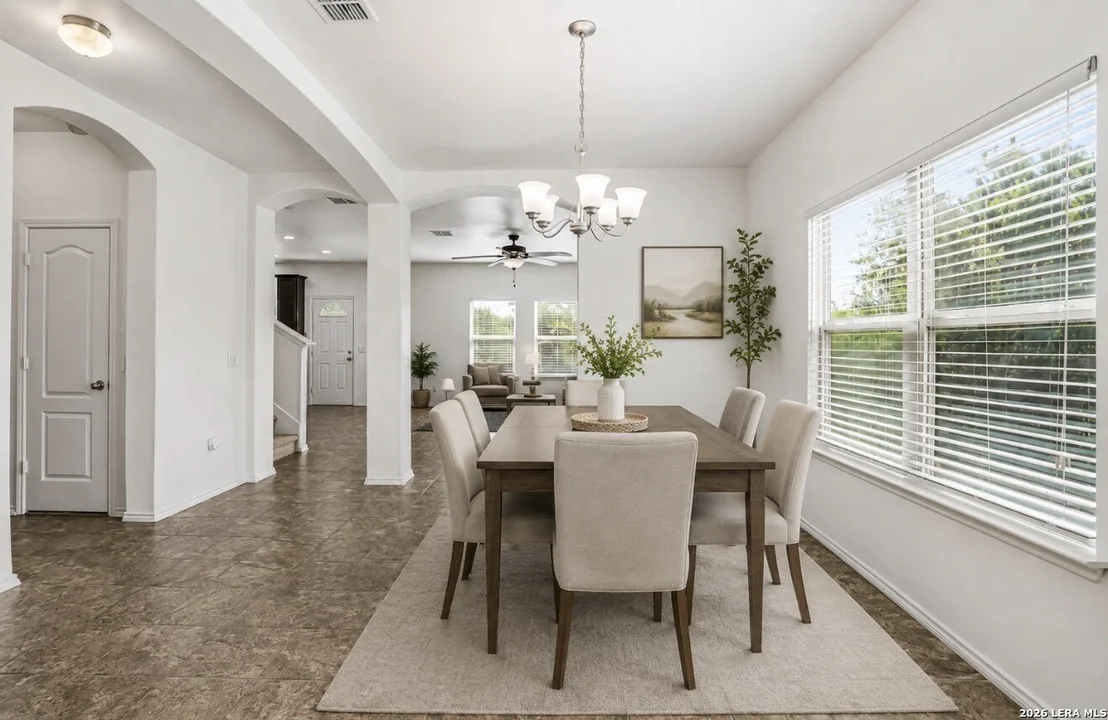 Photo of 8410 Puente