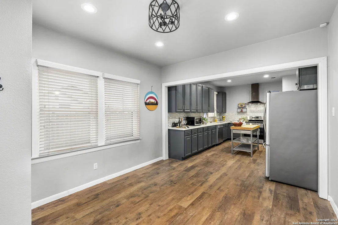 Photo of 274 HERMINE BLVD