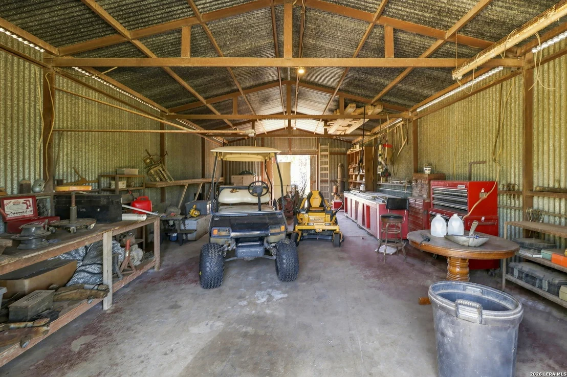 Photo of 875 County Road 327