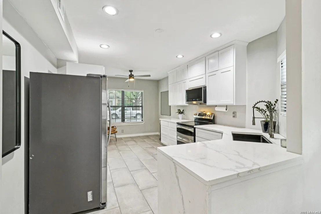 Photo of 15115 Oak Briar