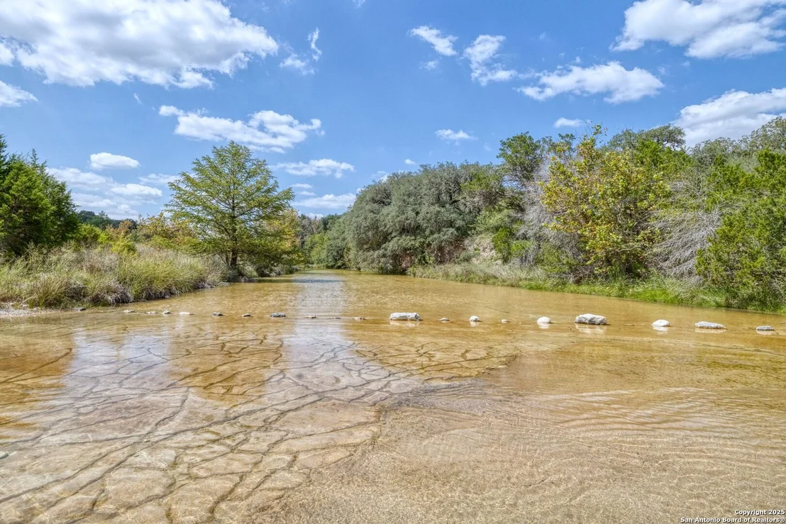 Photo of 394 Squirrel Bend