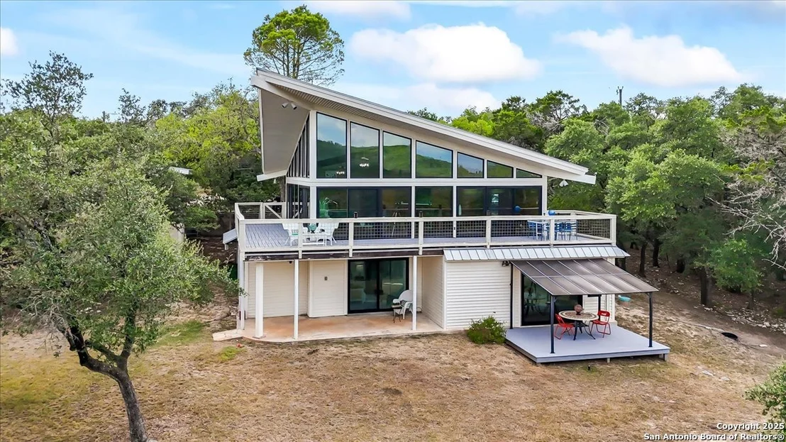 Photo of 4250 Tanglewood Trl