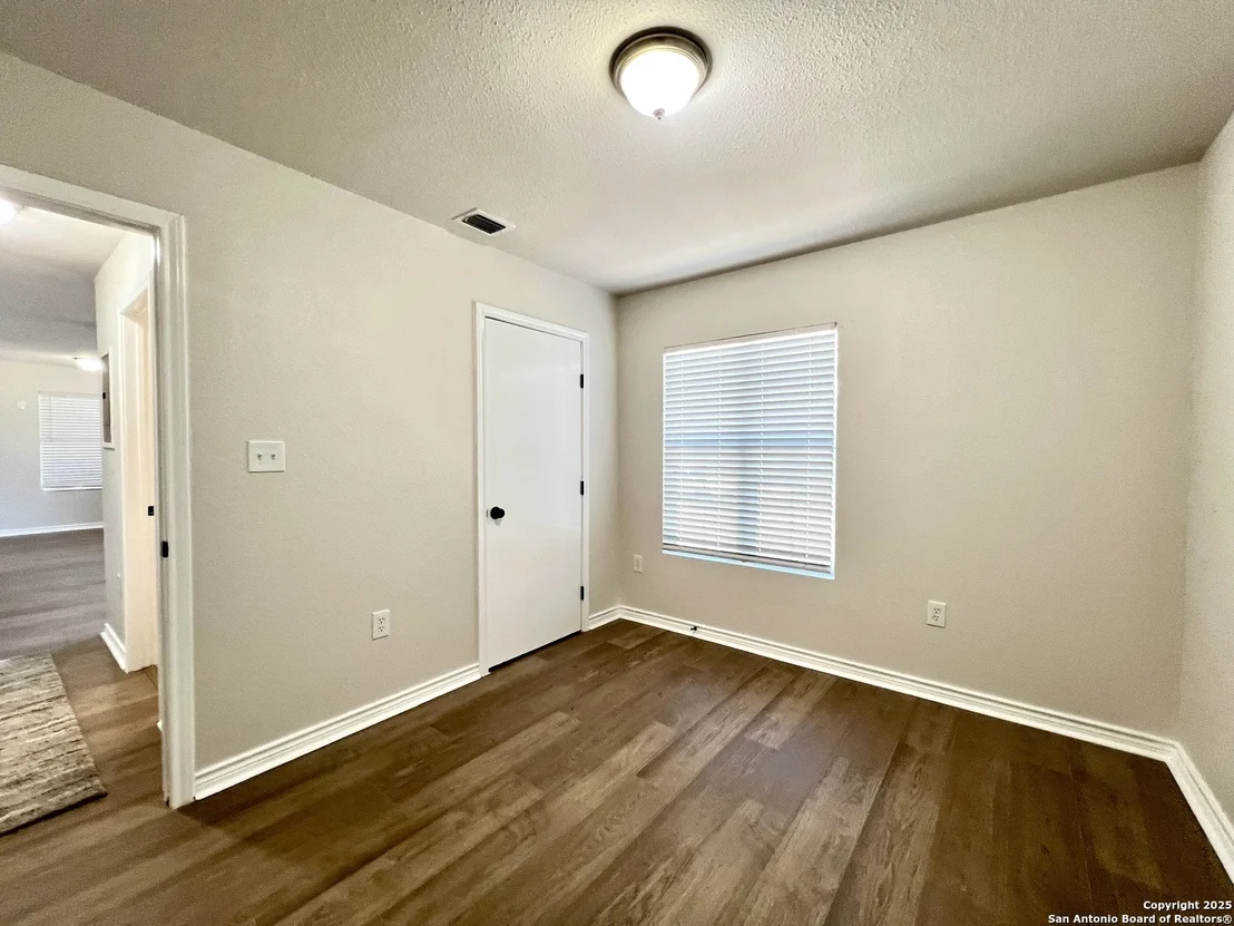 Photo of 106 Sublett