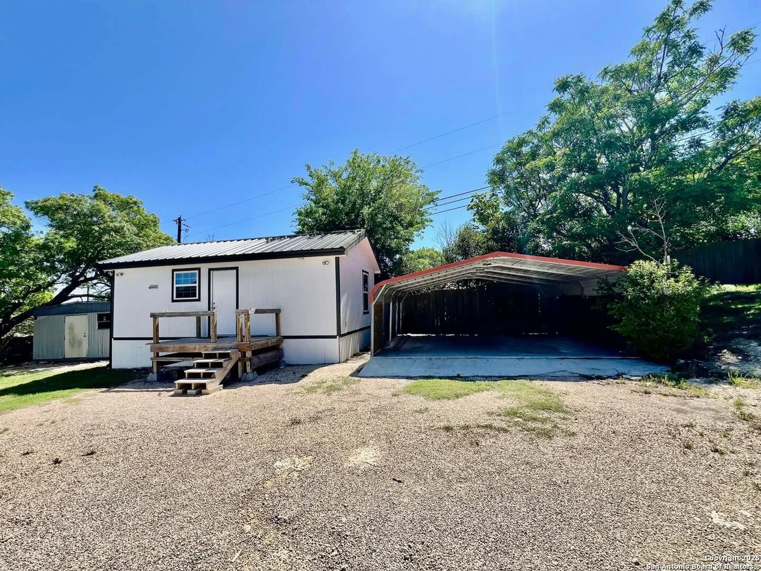 Photo of 147 Silver Creek