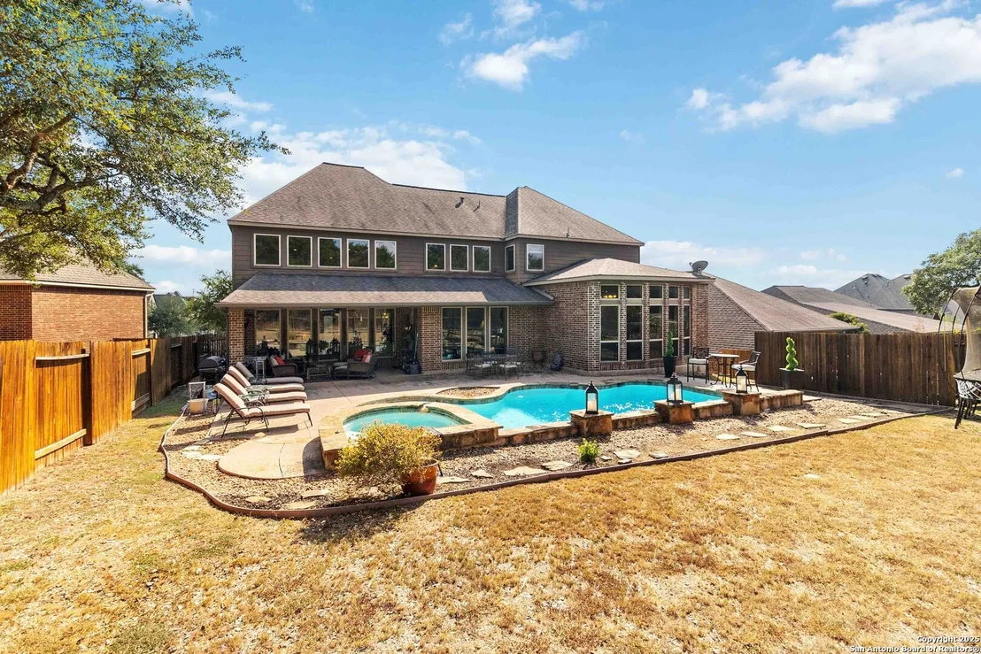 Photo of 8905 Soaring Oak