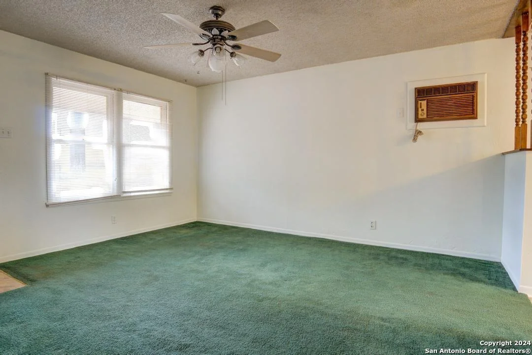 Photo of 375 Nash Blvd