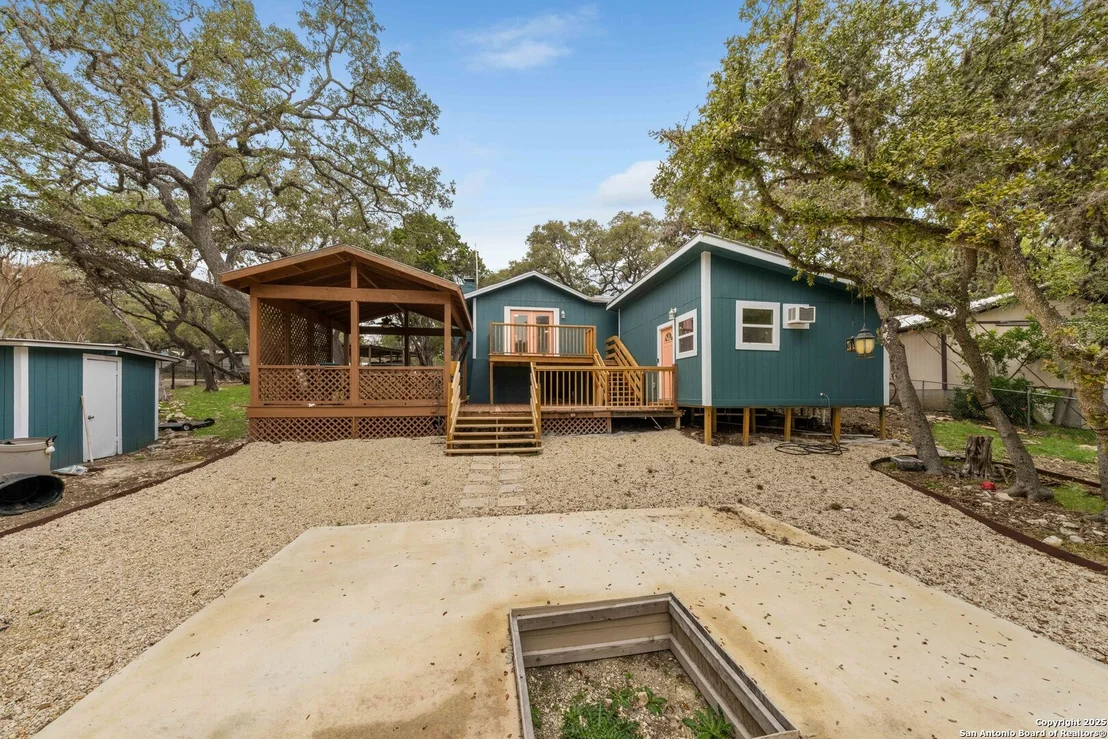 Photo of 143 Park Dr